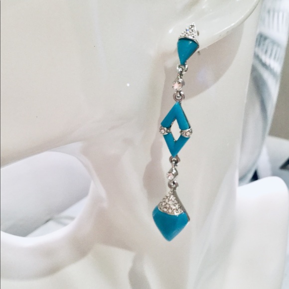 Jewelry - TURQUOISE AND CRYSTAL DROP EARRINGS